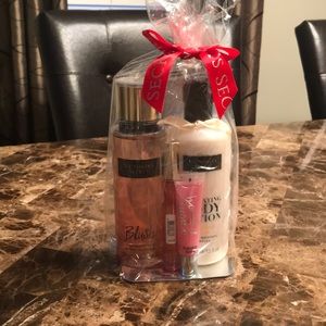 Victoria secrets fragrance gift set